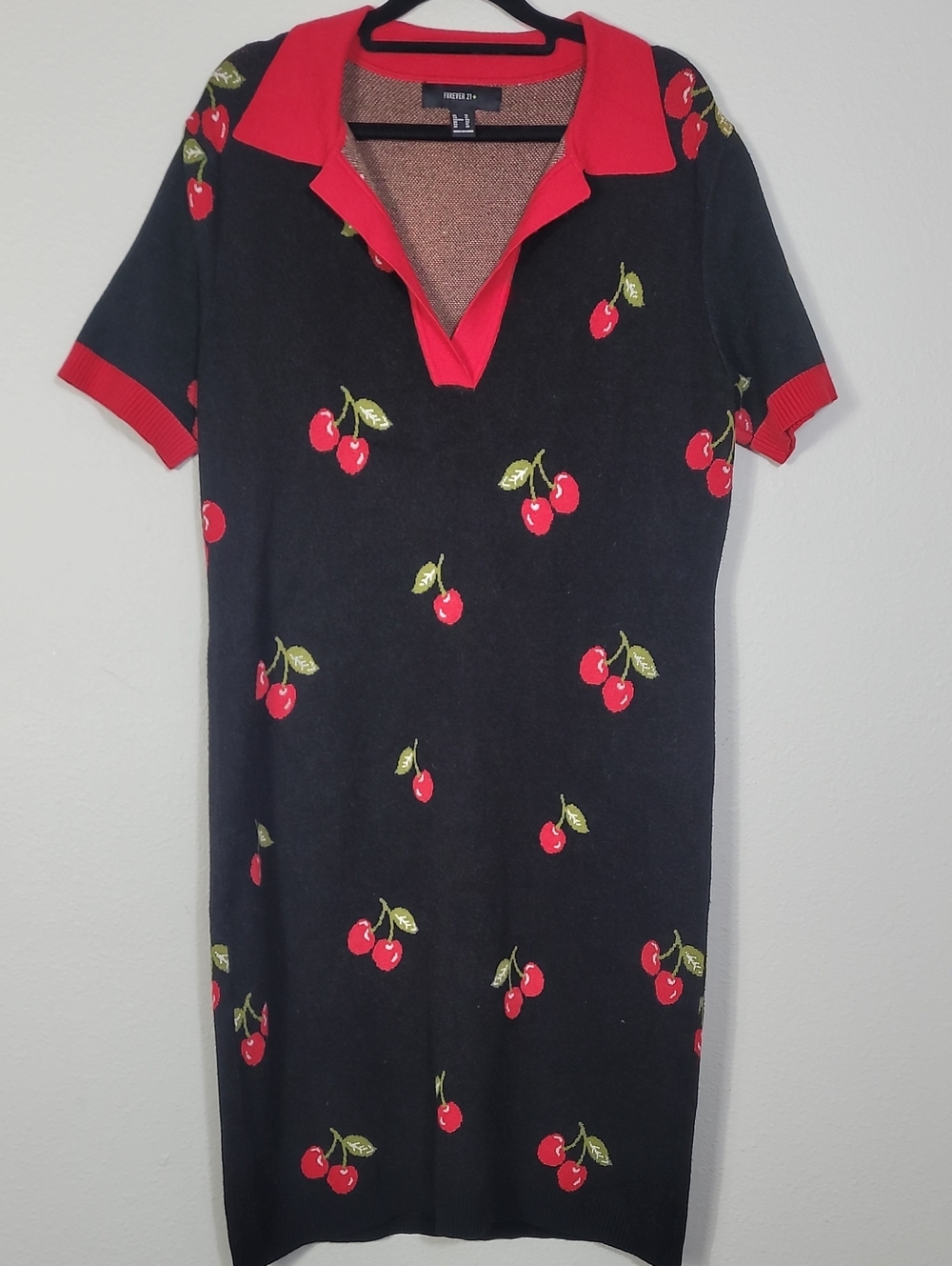 Forever 21 Cherry Split V-Neck Sweater Dress Size 1X Novelty Grunge Playful